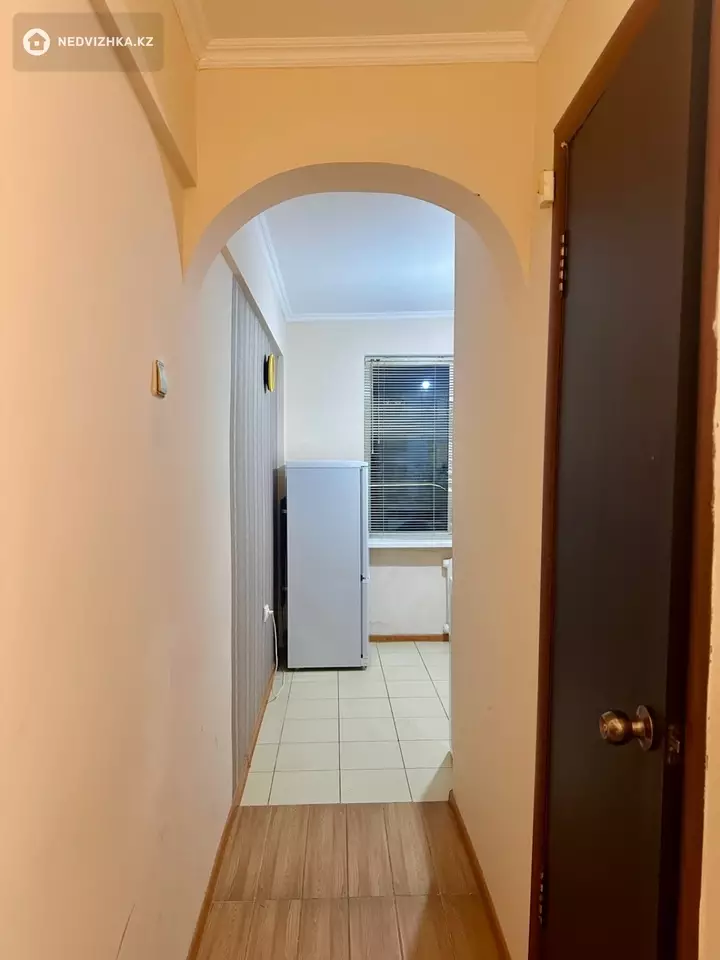 1-комнатная квартира, этаж 4 из 5, 30 м², фотография 5