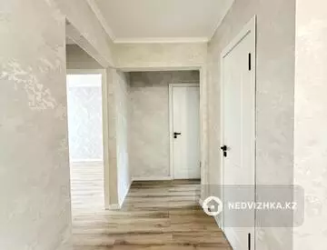3-комнатная квартира, этаж 4 из 5, 70 м²