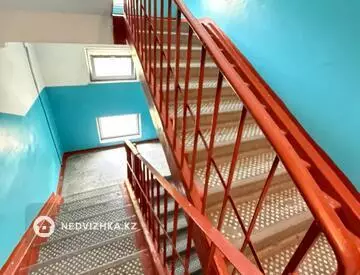 3-комнатная квартира, этаж 4 из 5, 70 м²