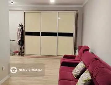 1-комнатная квартира, этаж 4 из 7, 48 м², миниатюра 3