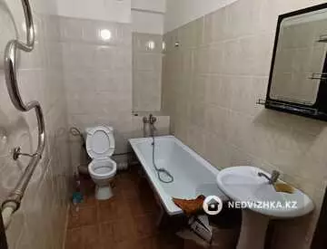 1-комнатная квартира, этаж 6 из 9, 36 м², миниатюра 10