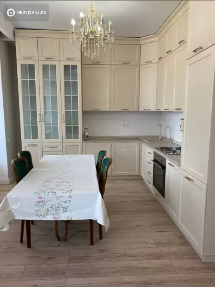 2-комнатная квартира, этаж 3 из 9, 56 м²