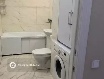 2-комнатная квартира, этаж 3 из 9, 56 м², миниатюра 3