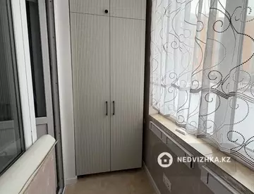 3-комнатная квартира, этаж 2 из 9, 79 м², миниатюра 12