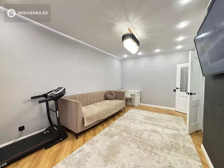 3-комнатная квартира, этаж 4 из 12, 86 м²