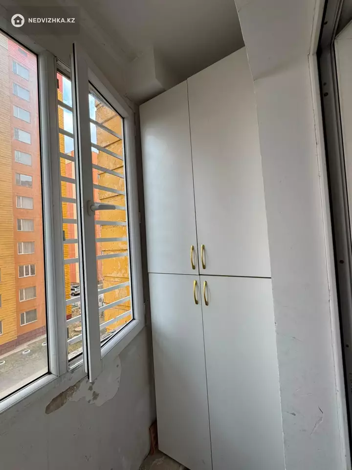1-комнатная квартира, этаж 4 из 12, 38 м², фотография 5