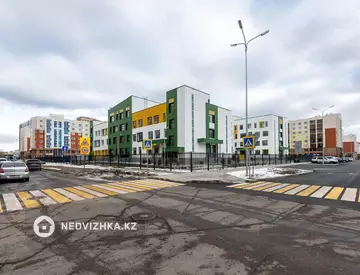 3-комнатная квартира, этаж 4 из 8, 80 м², миниатюра 1