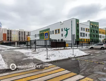 3-комнатная квартира, этаж 4 из 8, 80 м², миниатюра 3