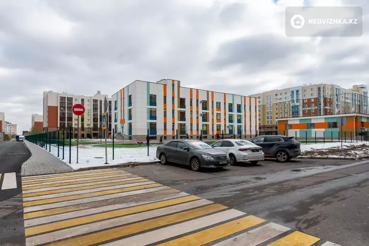 3-комнатная квартира, этаж 4 из 8, 80 м², фотография 4