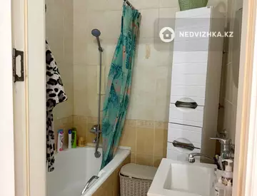 3-комнатная квартира, этаж 2 из 6, 81 м², миниатюра 3