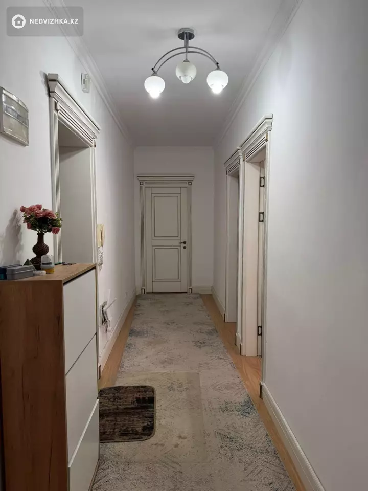 3-комнатная квартира, этаж 2 из 6, 81 м², фотография 5