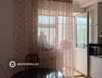 3-комнатная квартира, этаж 2 из 6, 81 м², миниатюра 7