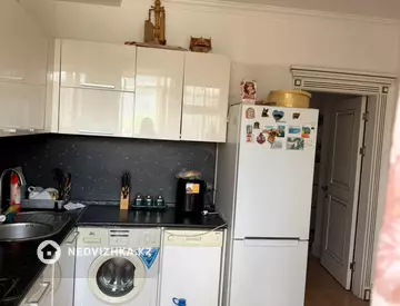 3-комнатная квартира, этаж 2 из 6, 81 м², миниатюра 6