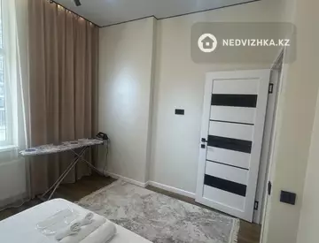 2-комнатная квартира, этаж 2 из 17, 45 м², Посуточно, миниатюра 6