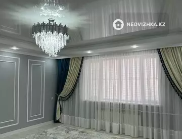 5-комнатная квартира, этаж 2 из 4, 140 м², миниатюра 11