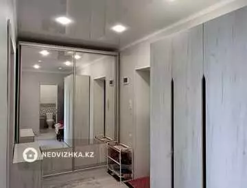 1-комнатная квартира, этаж 4 из 5, 54 м², миниатюра 11