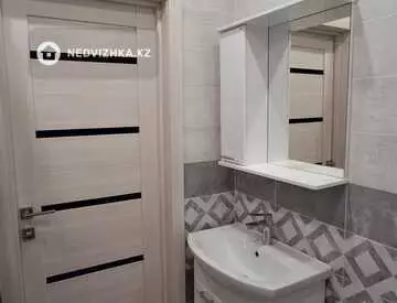 1-комнатная квартира, этаж 4 из 5, 54 м², миниатюра 7