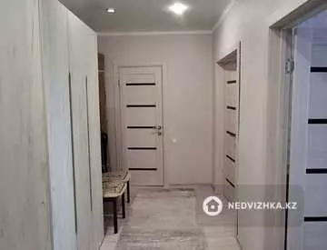 1-комнатная квартира, этаж 4 из 5, 54 м², миниатюра 12