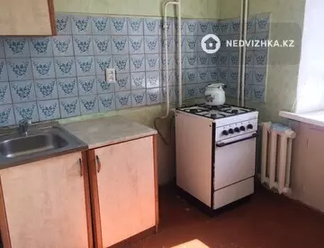 1-комнатная квартира, этаж 3 из 5, 33 м²