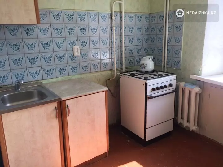 1-комнатная квартира, этаж 3 из 5, 33 м², фотография 3