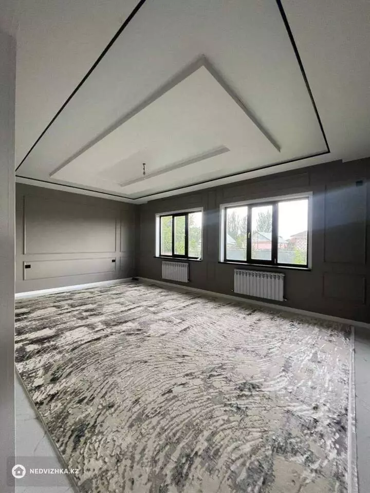4-комнатная часть дома, 12 соток, 180 м², фотография 2