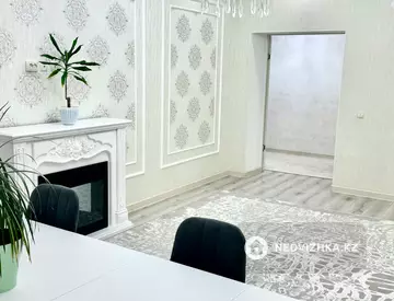 4-комнатная квартира, этаж 9 из 10, 114 м²
