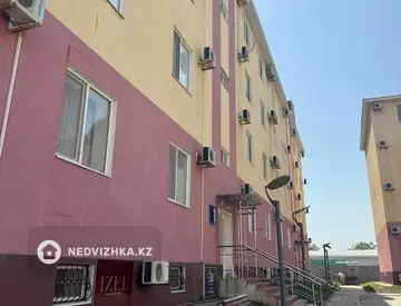 2-комнатная квартира, этаж 1 из 4, 56 м², На длительный срок