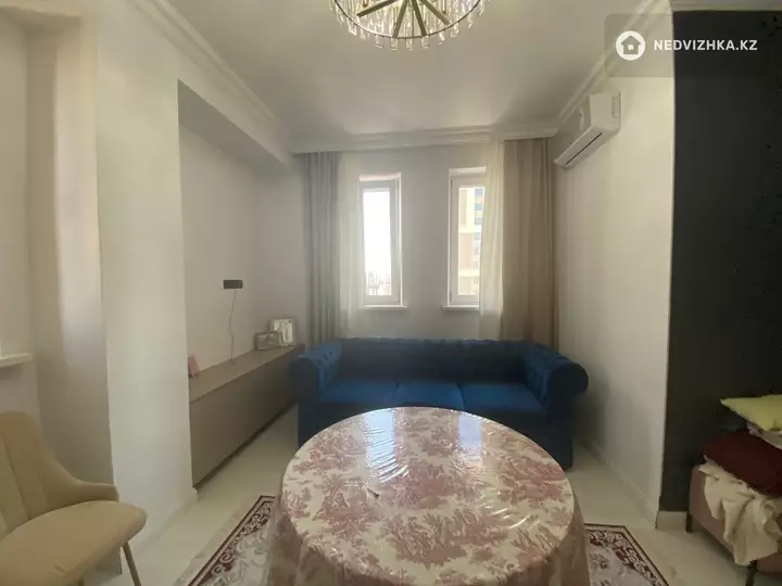 1-комнатная квартира, этаж 11 из 20, 38 м²