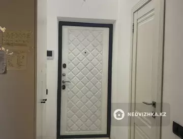 1-комнатная квартира, этаж 11 из 20, 38 м², миниатюра 10