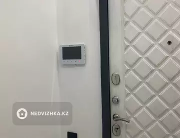 1-комнатная квартира, этаж 11 из 20, 38 м², миниатюра 11