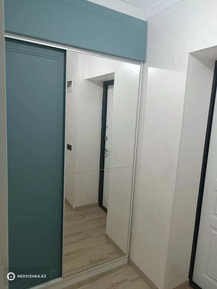 1-комнатная квартира, этаж 4 из 5, 32 м², фотография 4