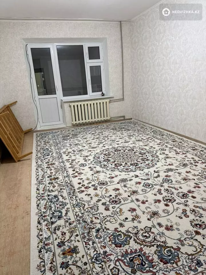 2-комнатная квартира, этаж 3 из 5, 50 м², фотография 2