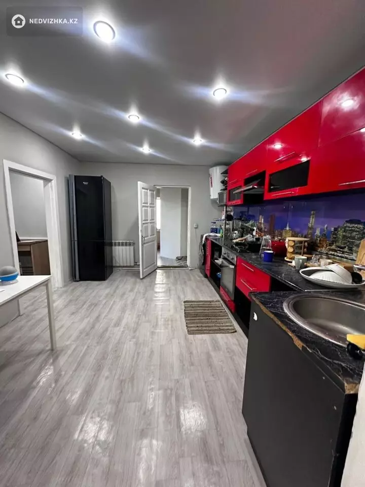 3-комнатный дом, 6 соток, 60 м², фотография 5