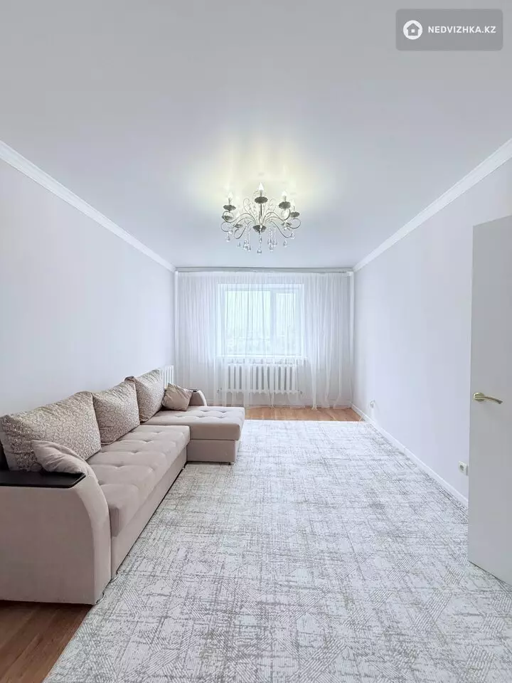 2-комнатная квартира, этаж 8 из 12, 61 м²