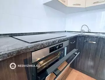 2-комнатная квартира, этаж 8 из 12, 61 м², миниатюра 7