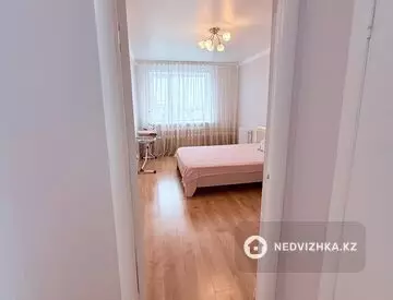 2-комнатная квартира, этаж 8 из 12, 61 м², миниатюра 10
