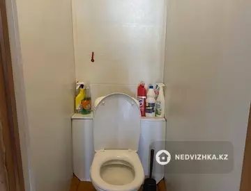 3-комнатная квартира, этаж 4 из 5, 50 м²