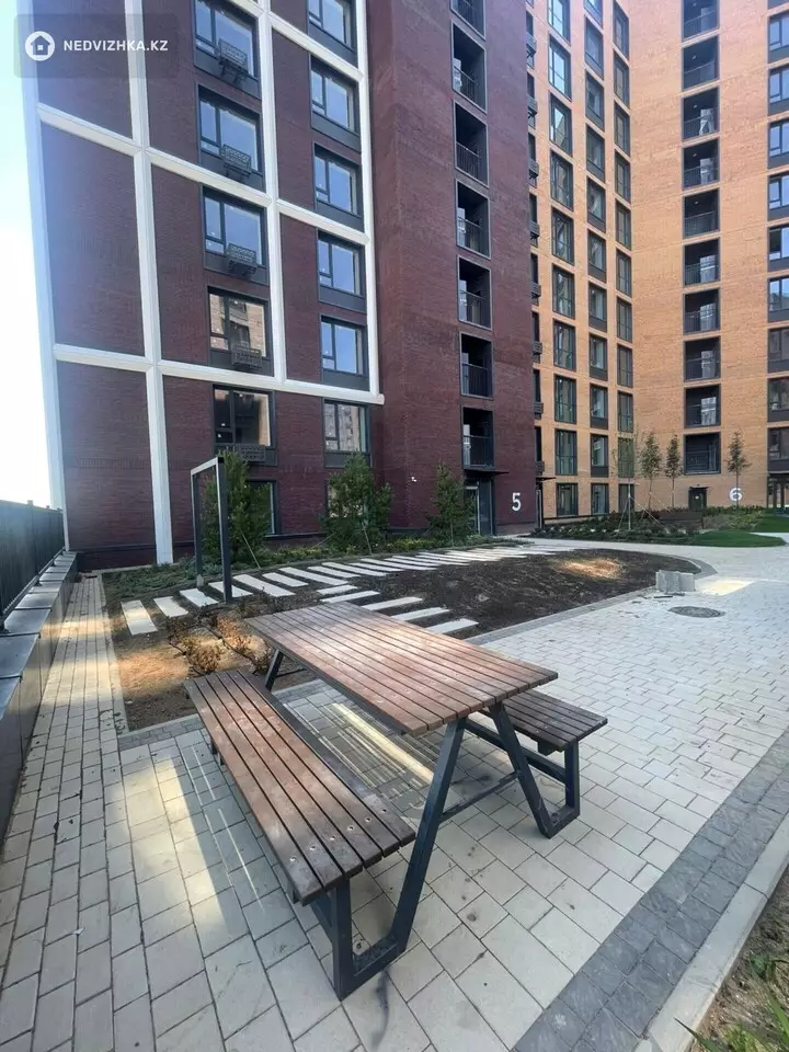 1-комнатная квартира, этаж 2 из 9, 44 м², фотография 4
