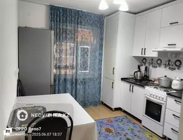 3-комнатная квартира, этаж 3 из 5, 68 м²