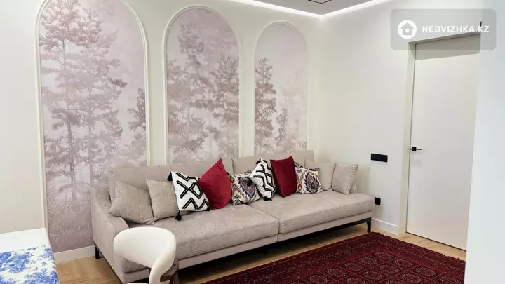 4-комнатная квартира, этаж 1 из 16, 120 м², фотография 2