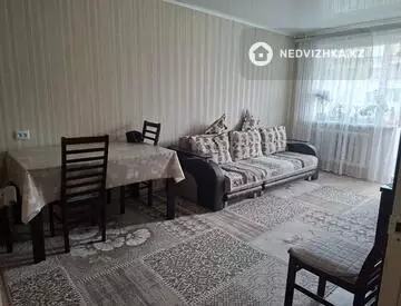 2-комнатная квартира, этаж 4 из 5, 45 м²
