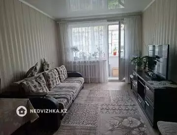 2-комнатная квартира, этаж 4 из 5, 45 м²