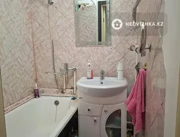 2-комнатная квартира, этаж 4 из 5, 45 м²