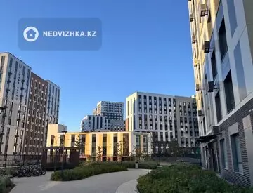 2-комнатная квартира, этаж 14 из 17, 44 м², миниатюра 4