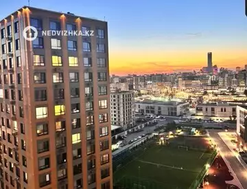 2-комнатная квартира, этаж 14 из 17, 44 м², миниатюра 6