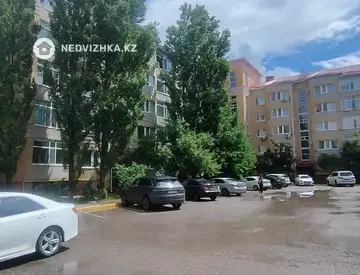 3-комнатная квартира, этаж 2 из 5, 90 м²