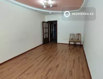4-комнатная квартира, этаж 2 из 5, 109 м²