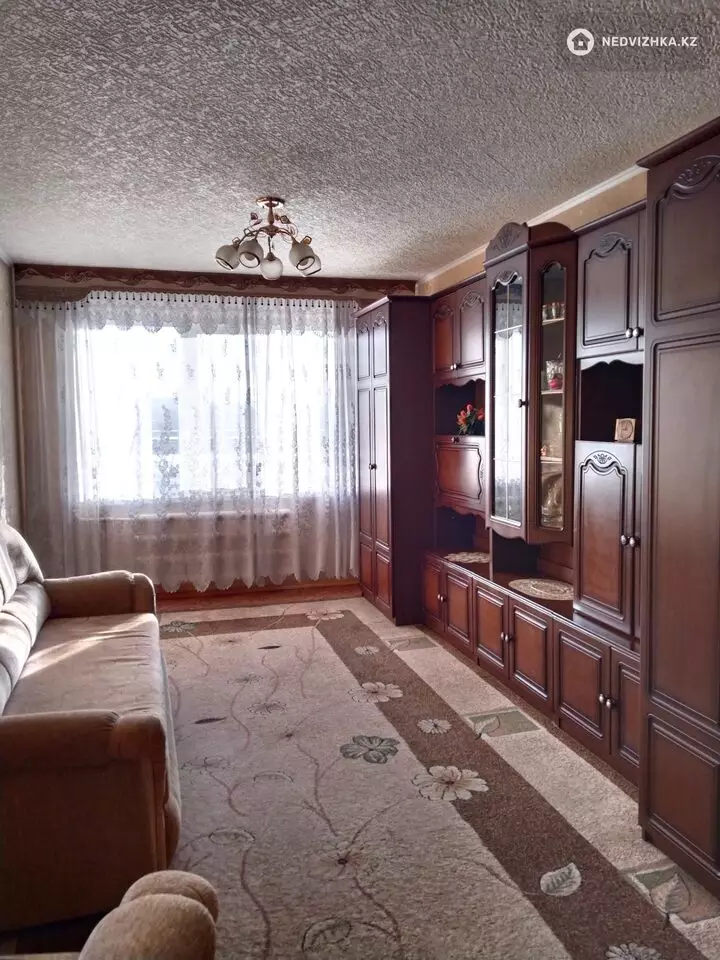 3-комнатная квартира, этаж 6 из 9, 68 м², фотография 3