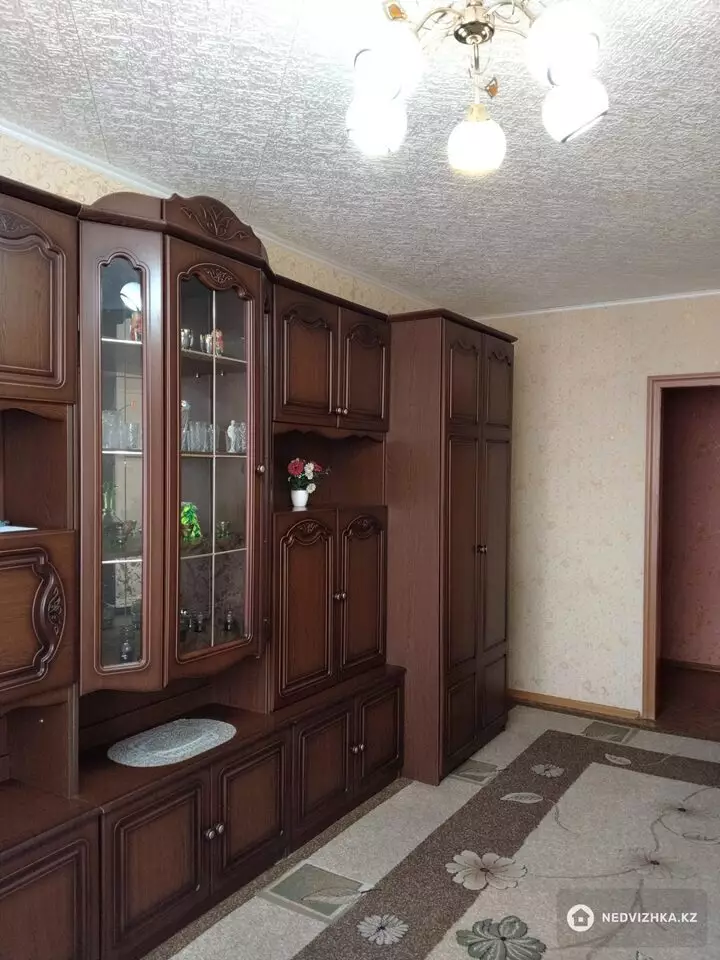 3-комнатная квартира, этаж 6 из 9, 68 м², фотография 4