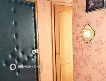 3-комнатная квартира, этаж 6 из 9, 68 м², миниатюра 11